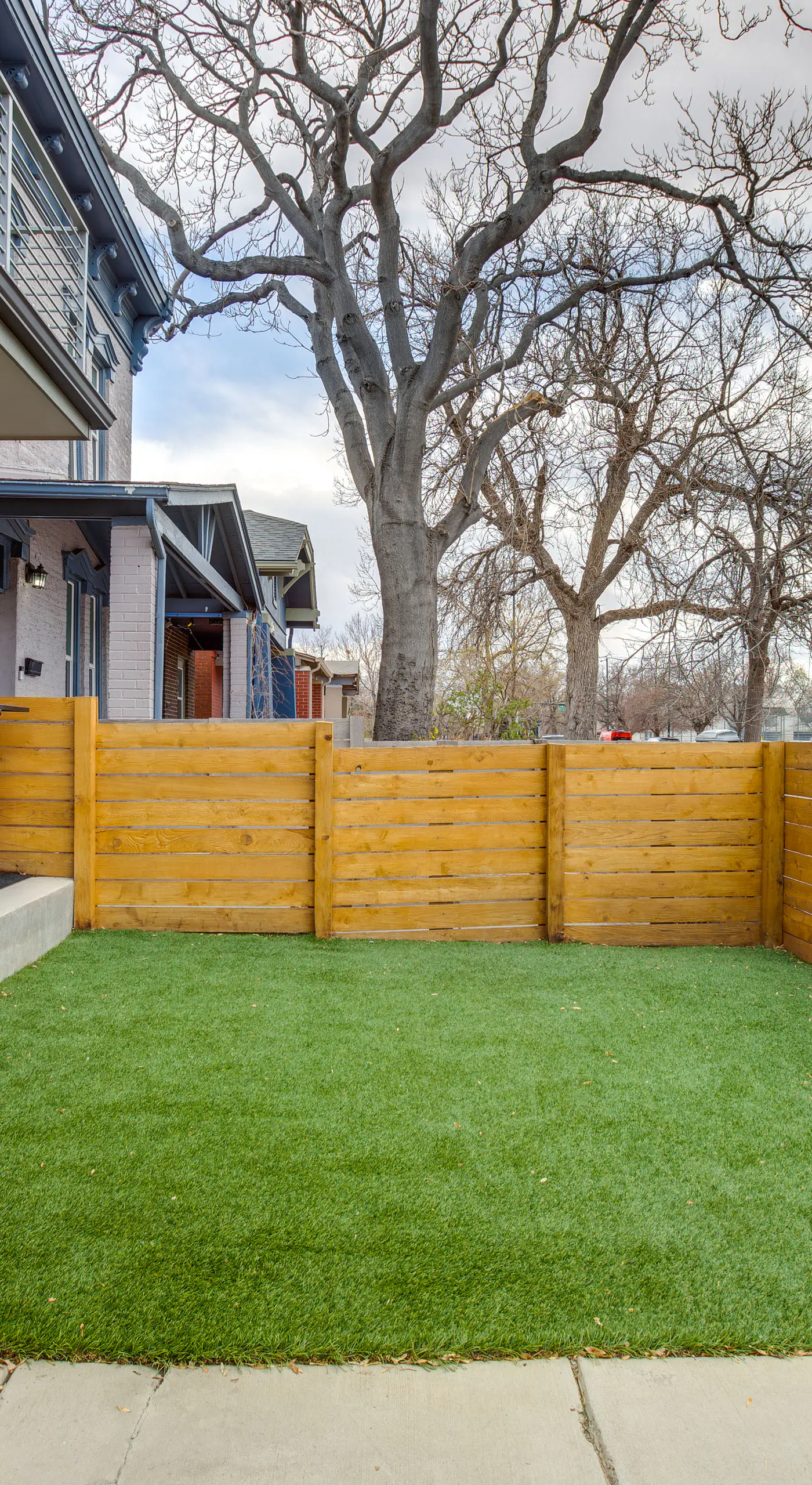 1 Mi to Dtwn Denver: Sleek Duplex w/ Rooftop Deck!