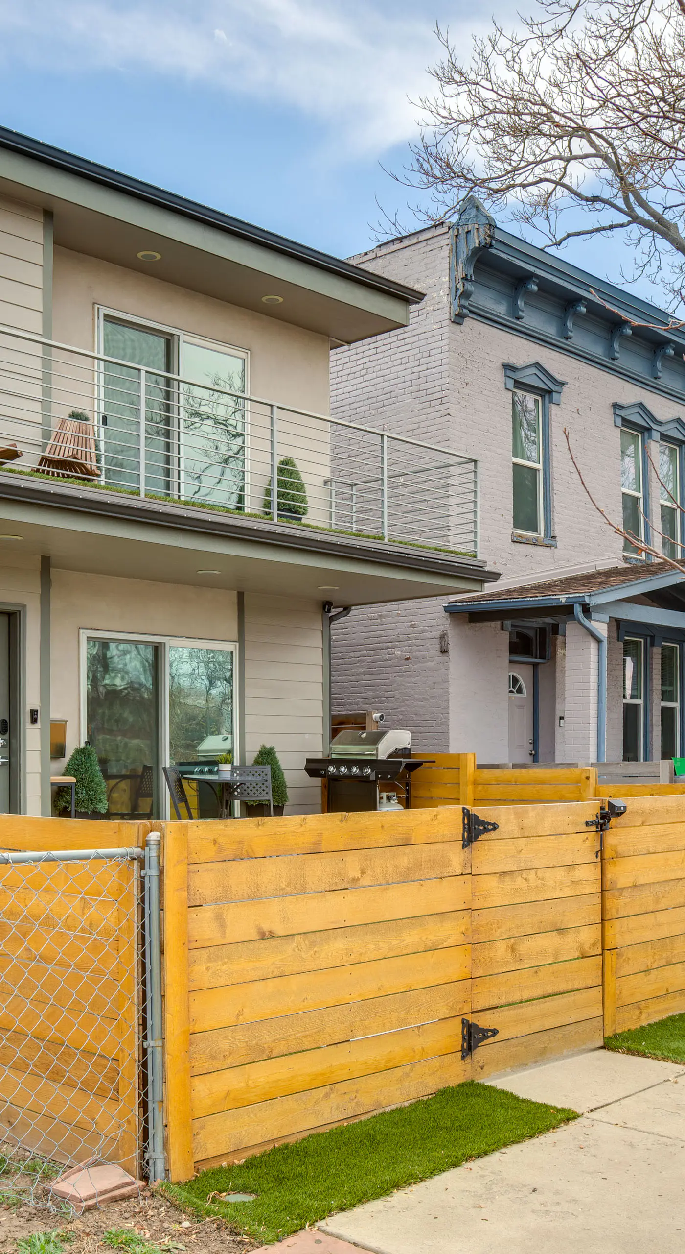 1 Mi to Dtwn Denver: Sleek Duplex w/ Rooftop Deck!