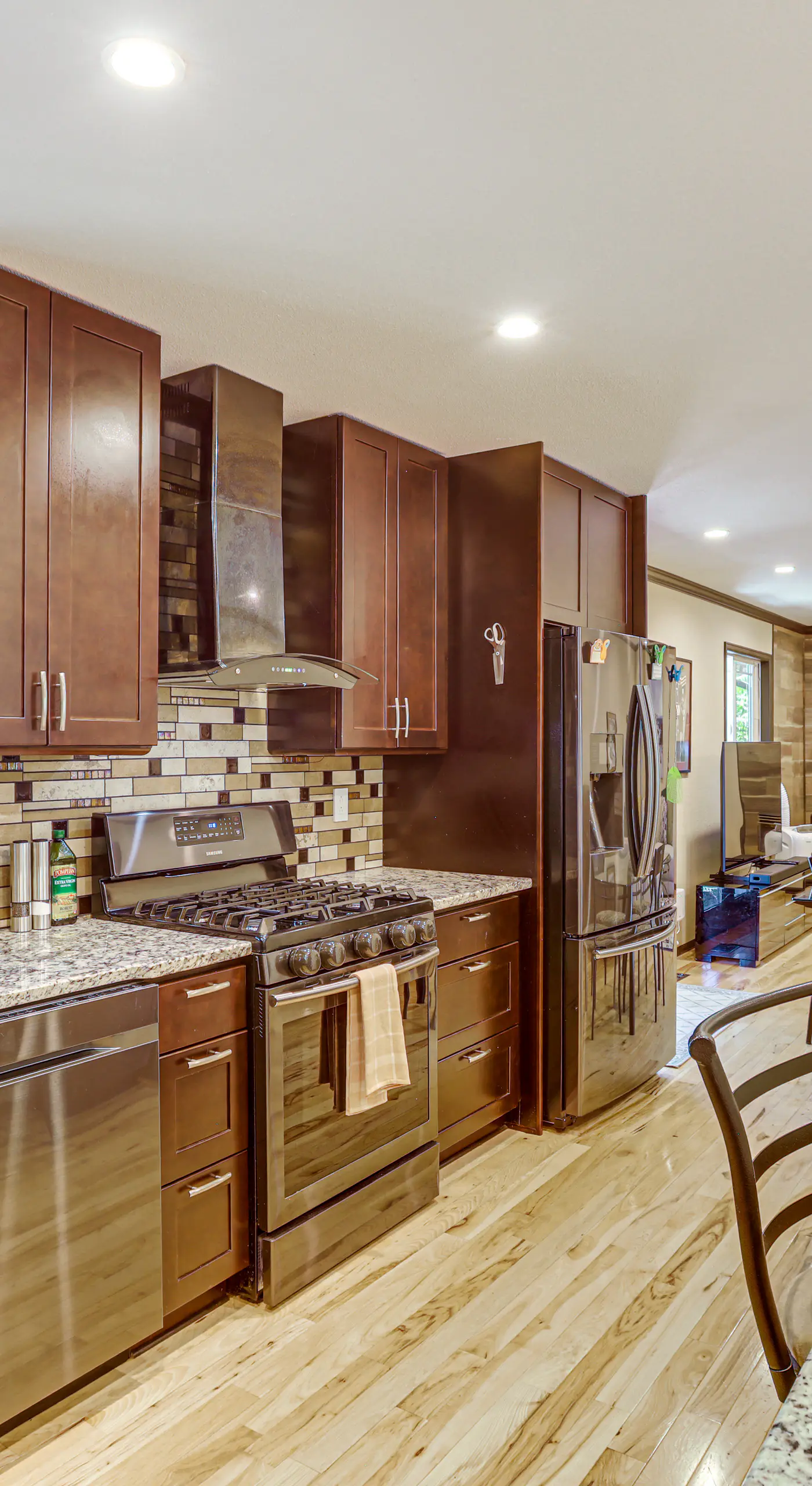 Pet-Friendly Retreat w/ Fenced Yard in Aurora