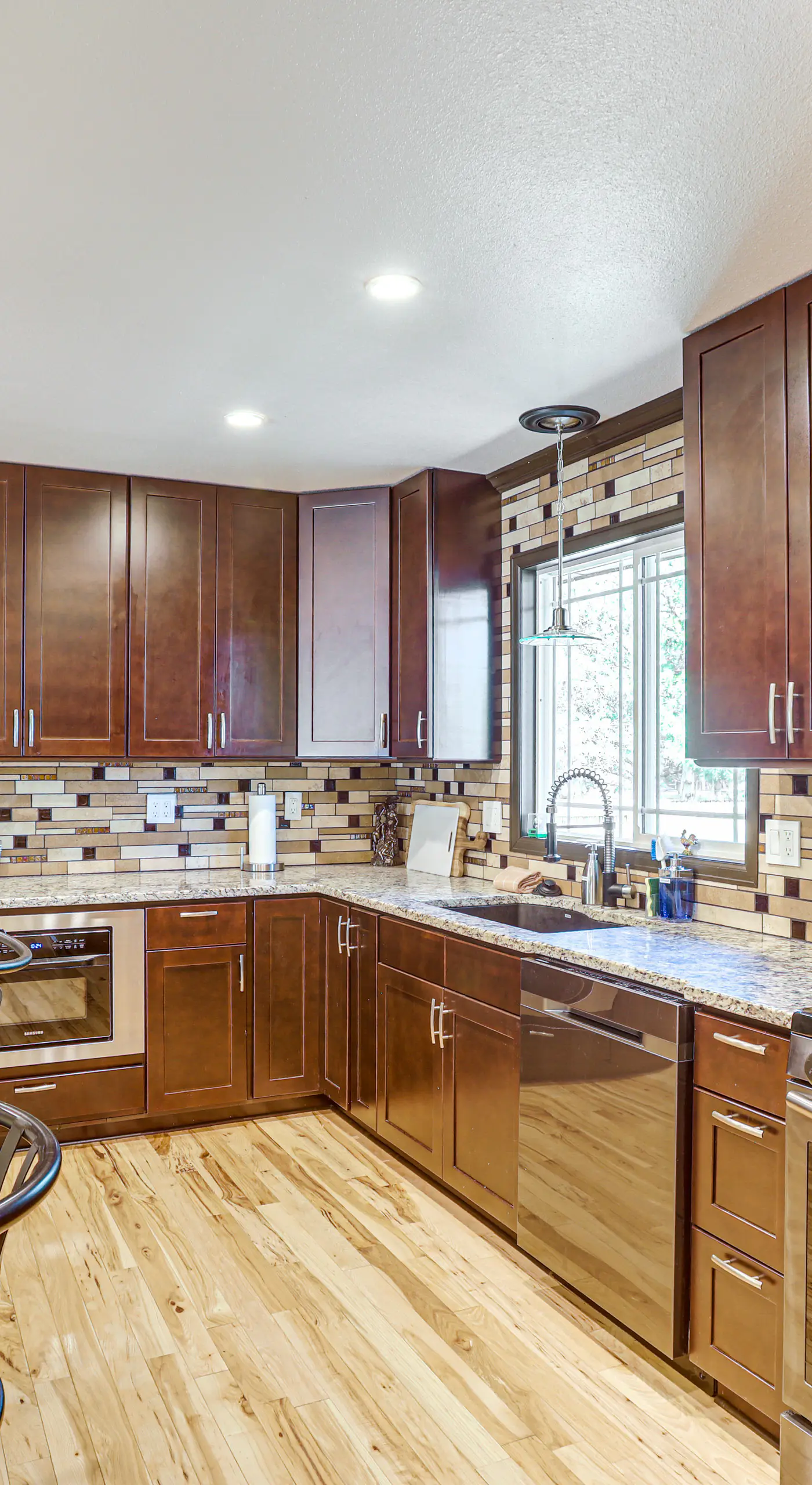 Pet-Friendly Retreat w/ Fenced Yard in Aurora