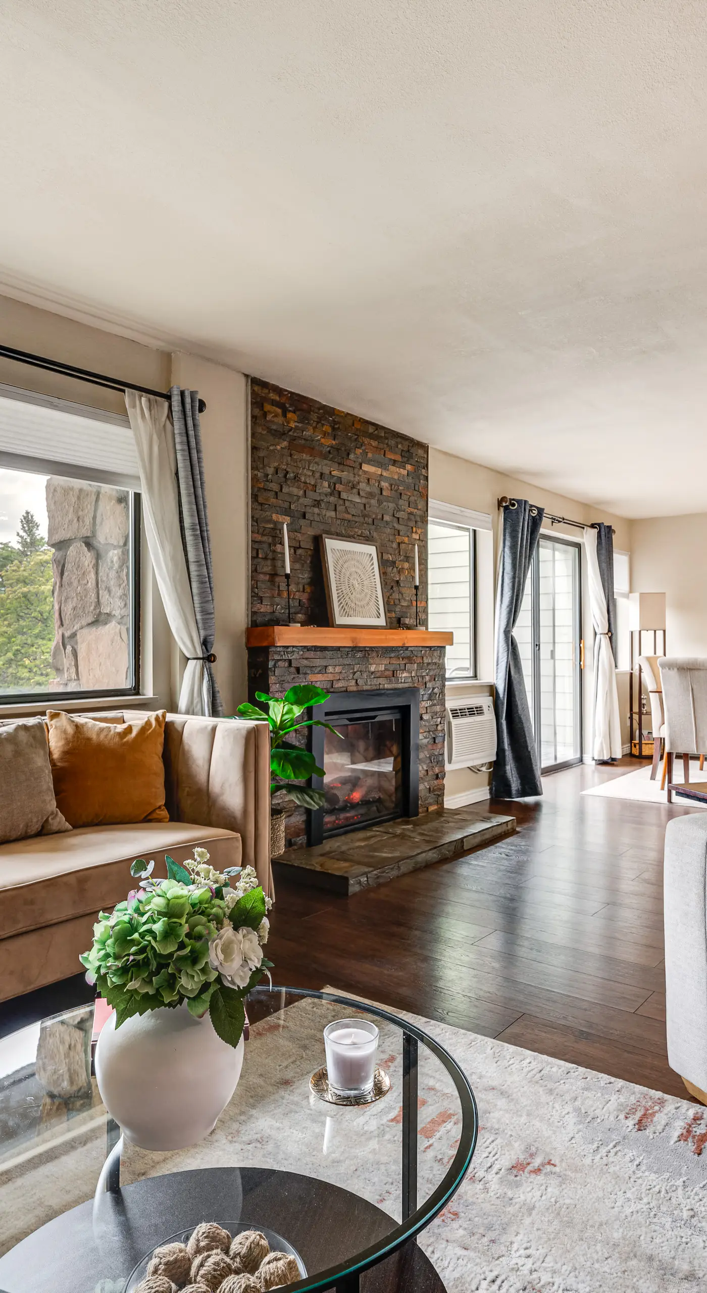 2 Mi to CU Boulder: Mtn-View Condo w/ Pool Access