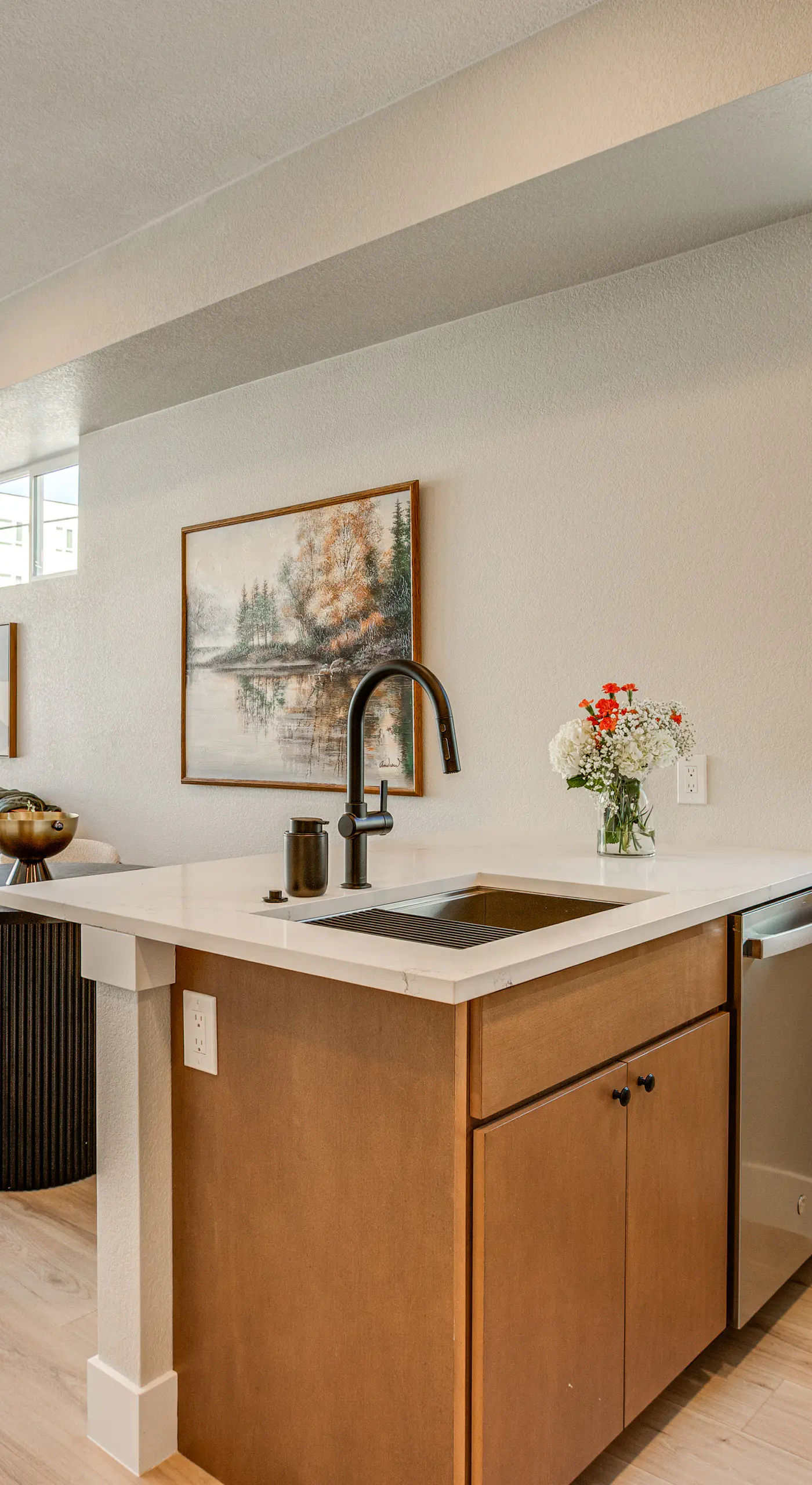 Modern Denver Gem Near DU, Parks & Shops!