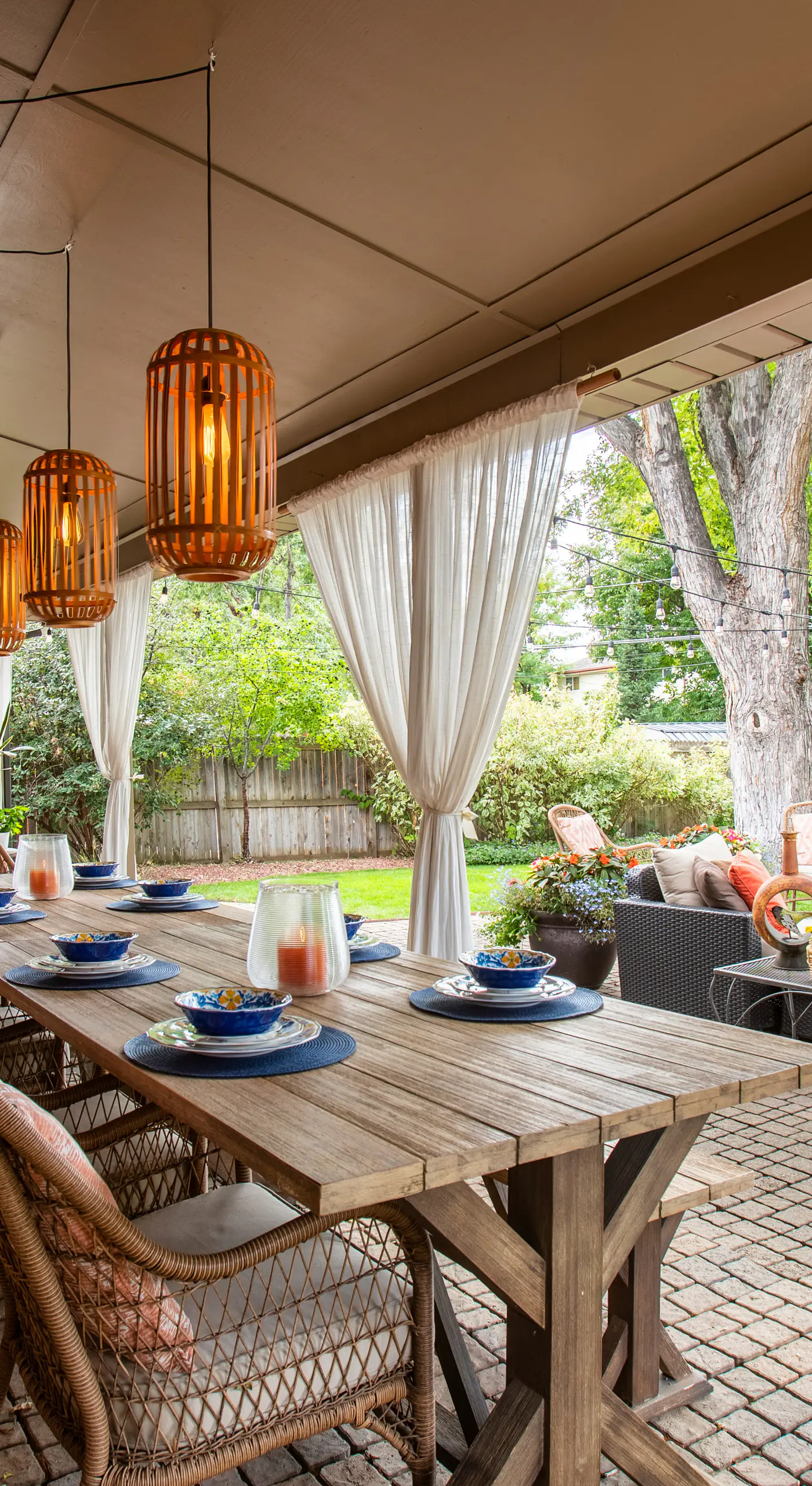 9 Mi to Red Rocks: Modern Getaway w/ Private Yard