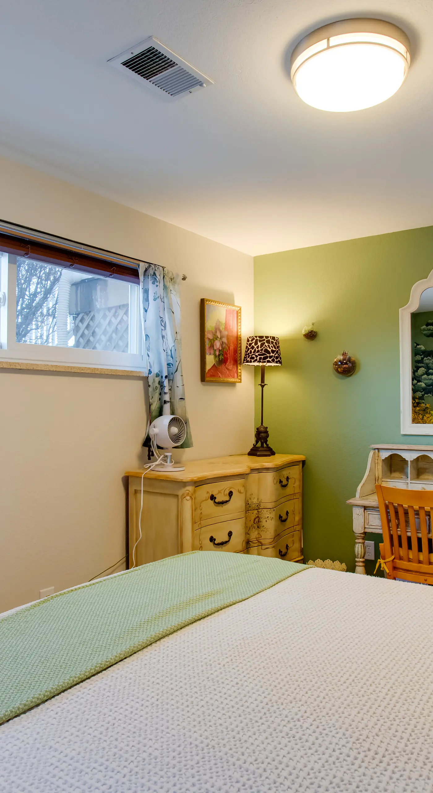 Work & Play Near Old Town Arvada: Pets Welcome!