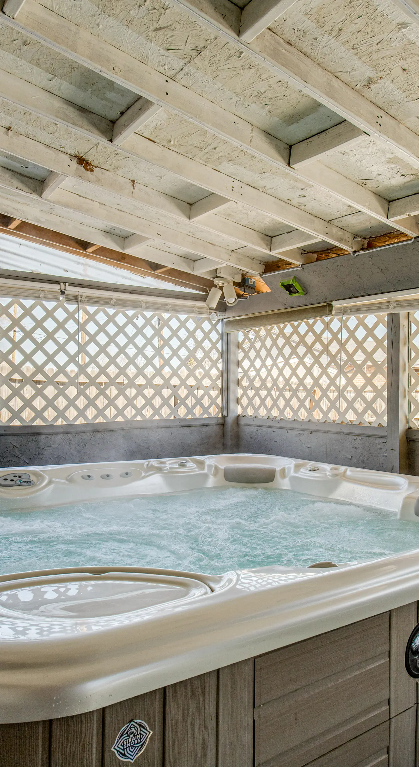Hot Tub, Fire Pit! Group-Ready Stay Near Denver