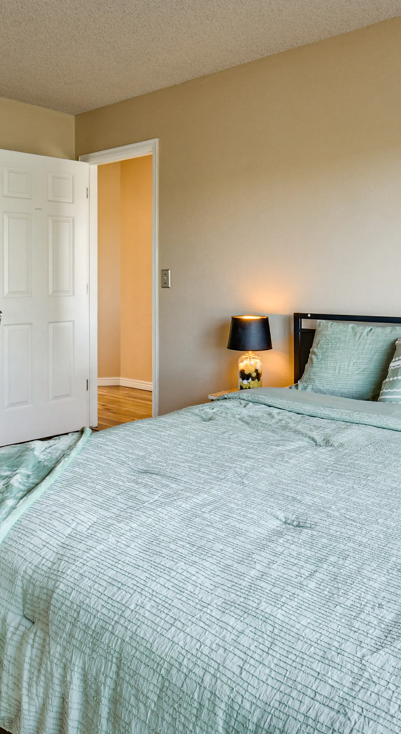 Extended Stay in Denver Area! Pet-Friendly Retreat