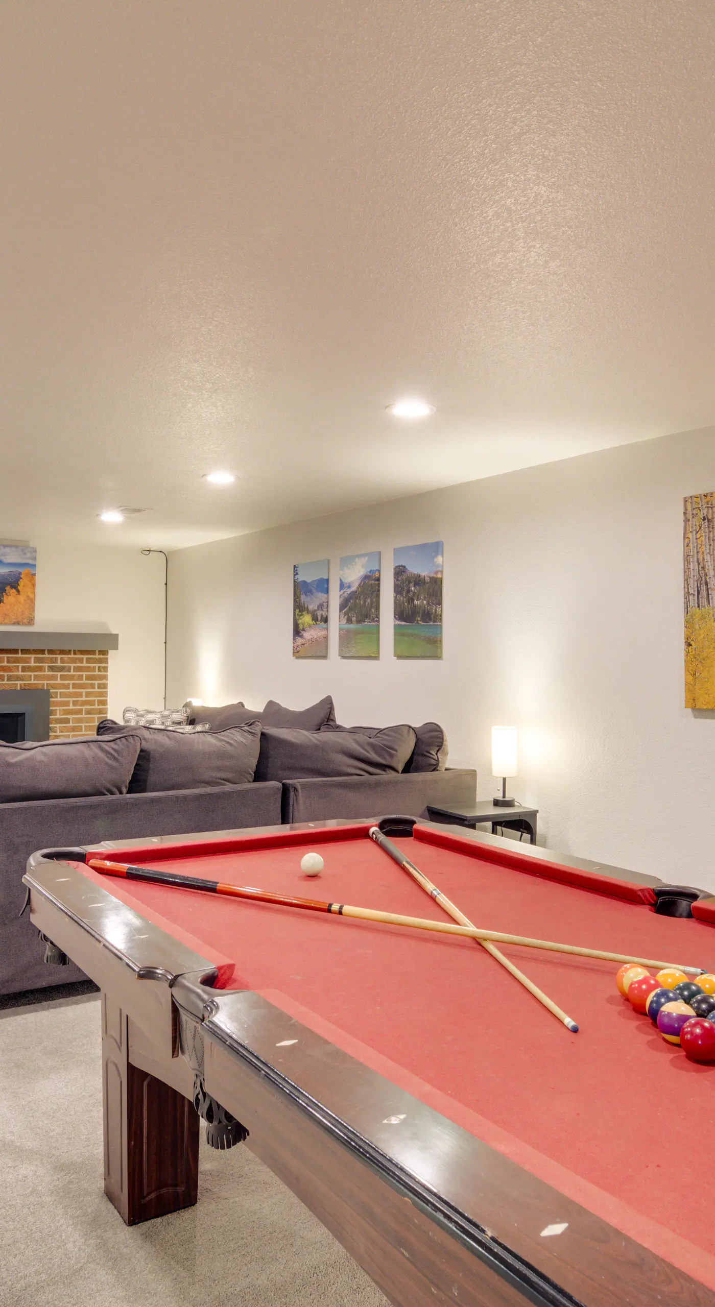 Hot Tub, Pool Table, Fireplace, Sunny Patio