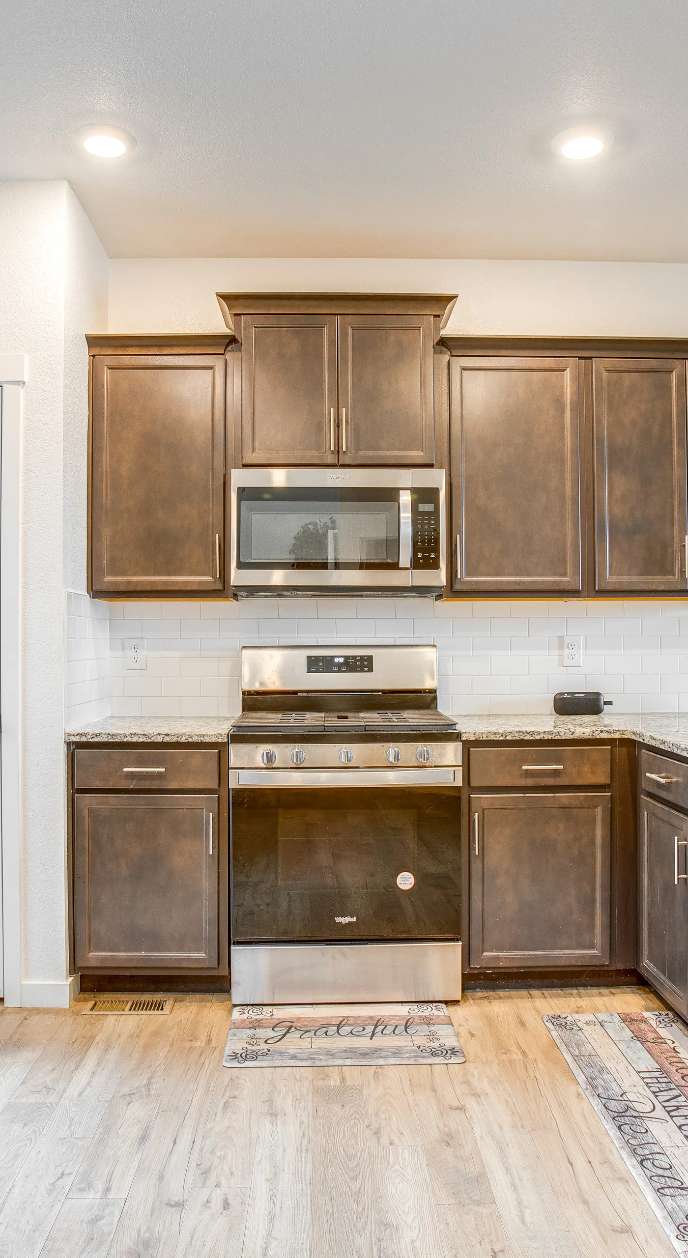 Perfect for Families! Quiet Aurora Home