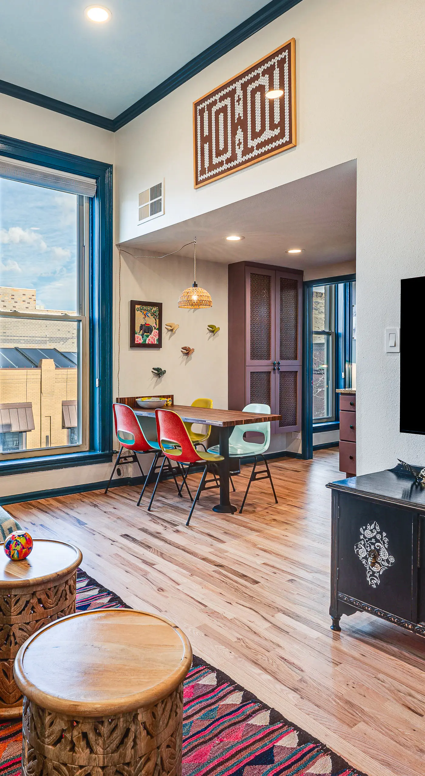 Shop, Dine, Unwind! Couples Retreat in Dtwn Golden