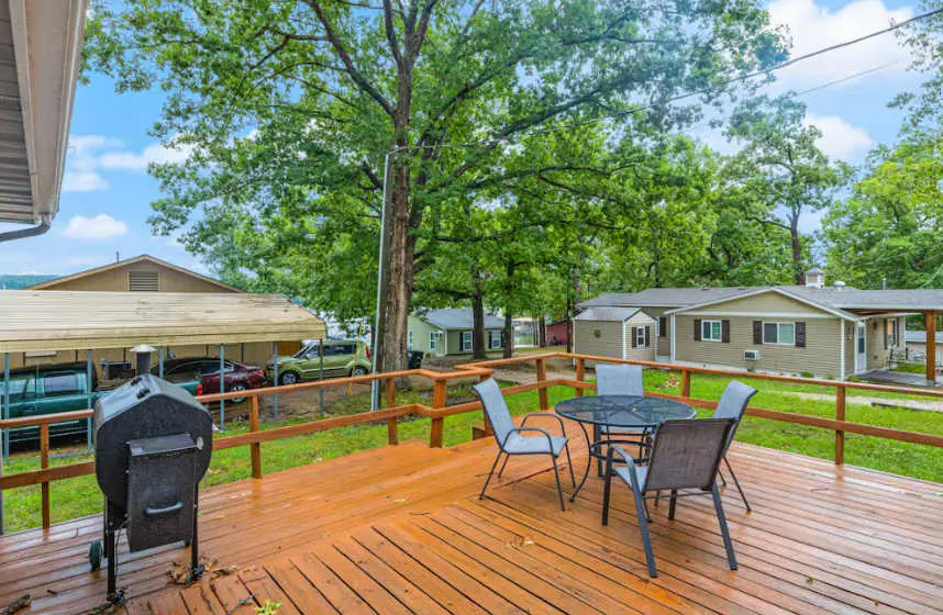 Secluded 2BR Cabin - Community Dock - Lake Access