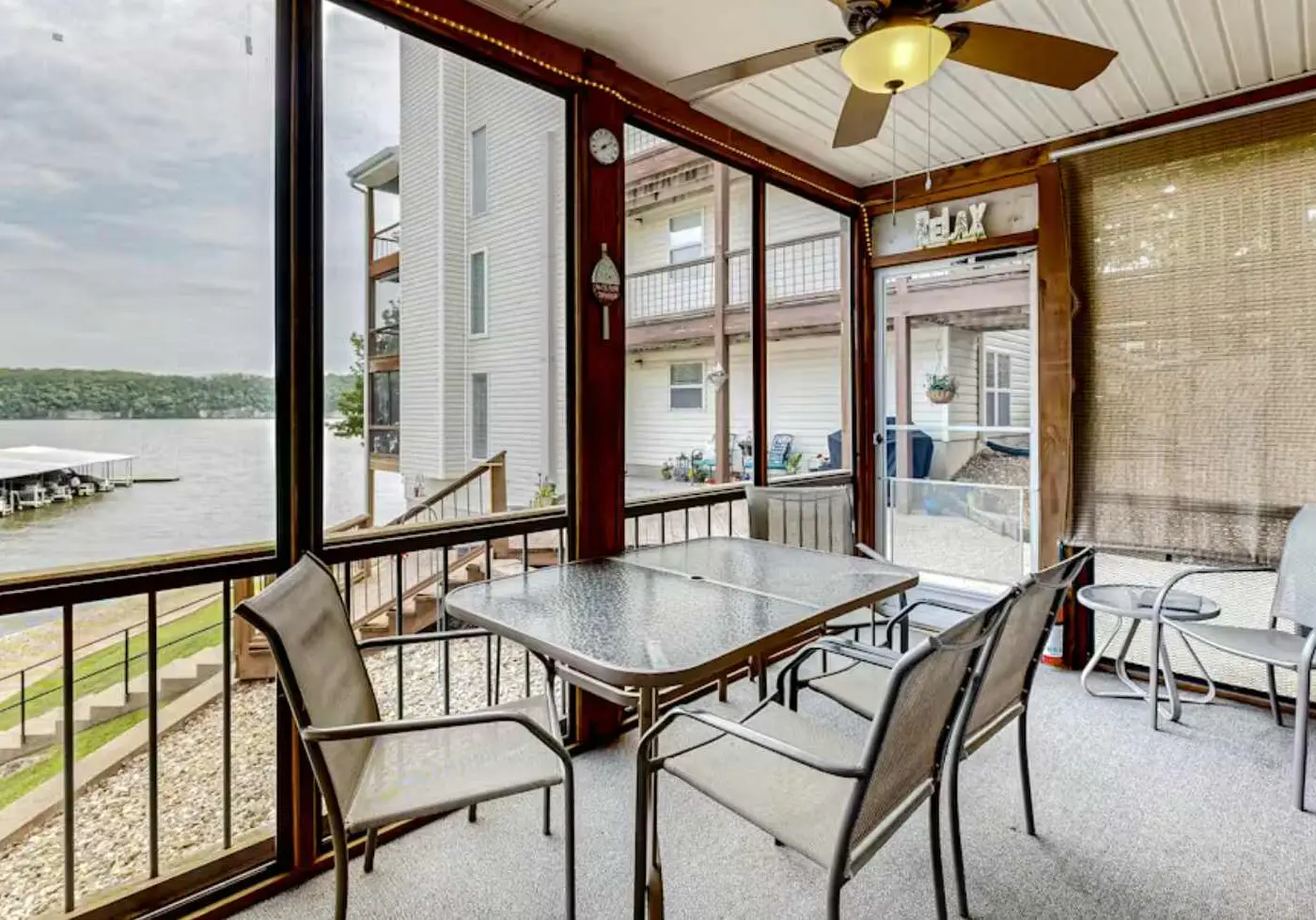 Serene 2BR Condo - Lake Views - Community Pool