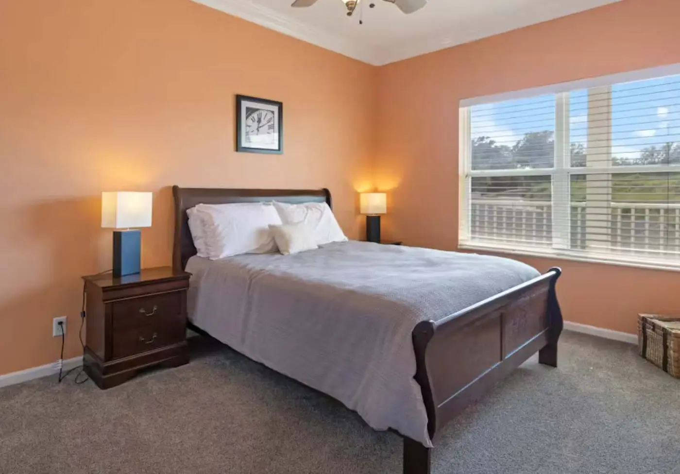 Bright 4BR Condo - Lake View - GAS FIREPLACE