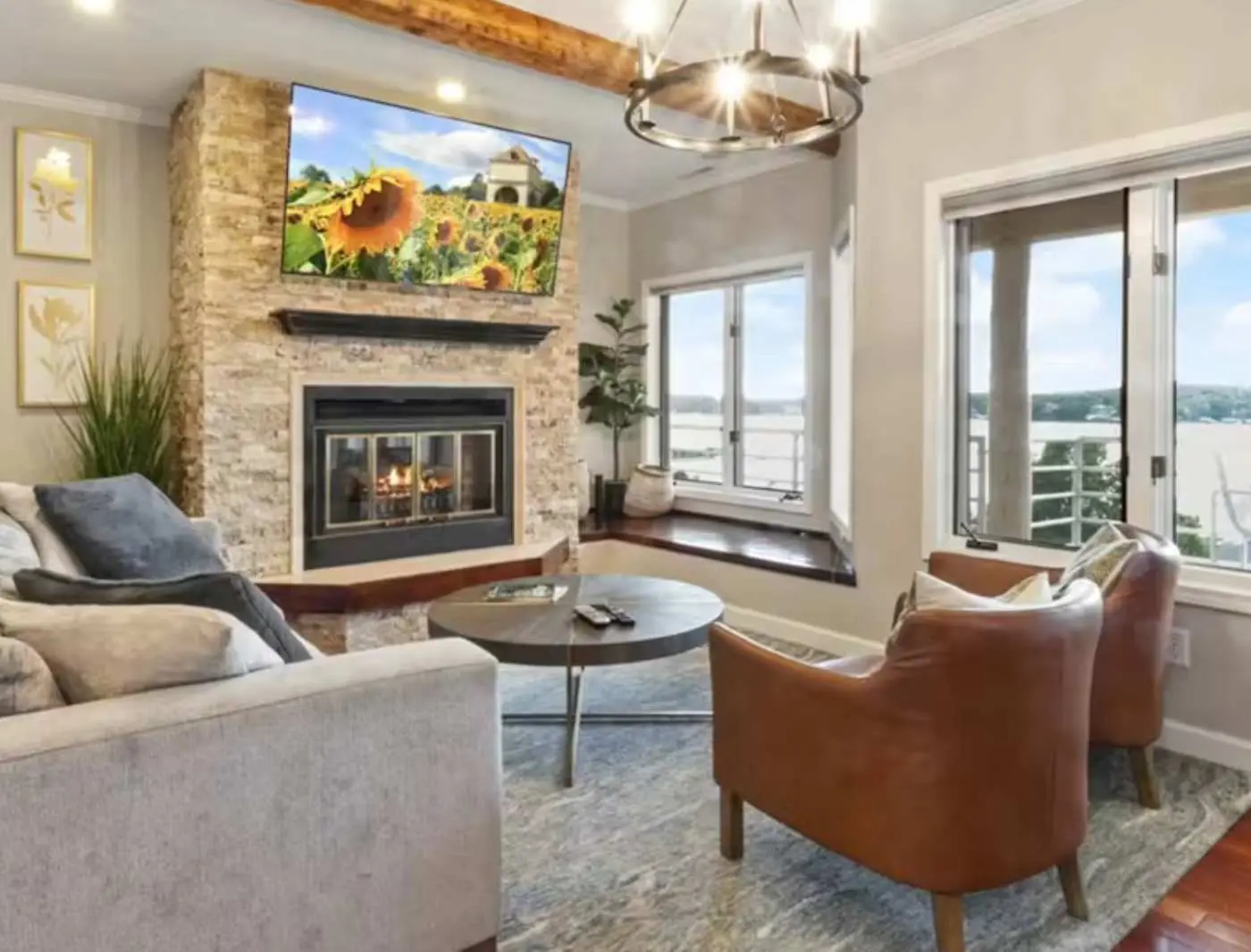 Stylish 2BR Condo - LAKE VIEW - Lake Ozark