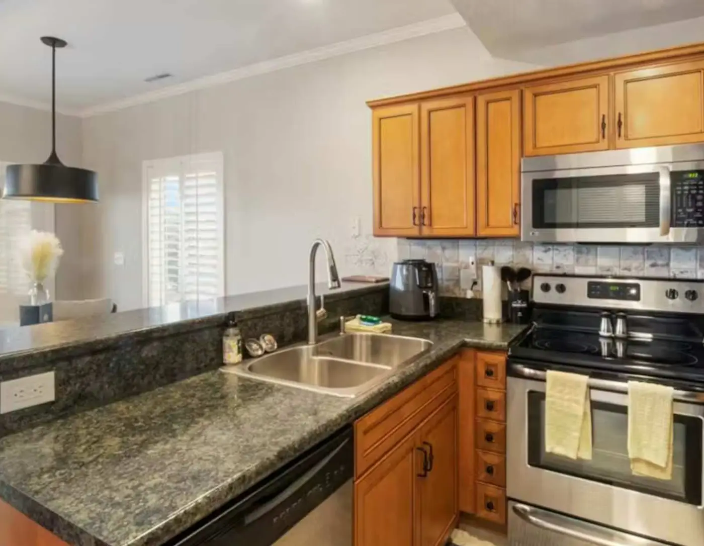 Stylish 2BR Condo - LAKE VIEW - Lake Ozark
