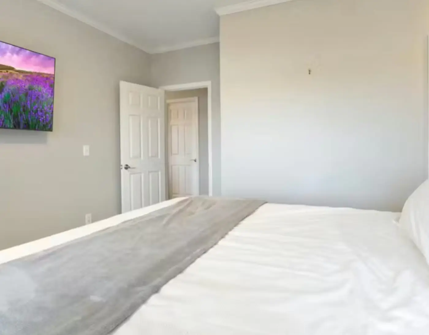 Stylish 2BR Condo - LAKE VIEW - Lake Ozark