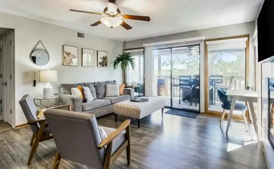 LAKE VIEW - 2BR Condo - Modern Luxury, Lake Ozark