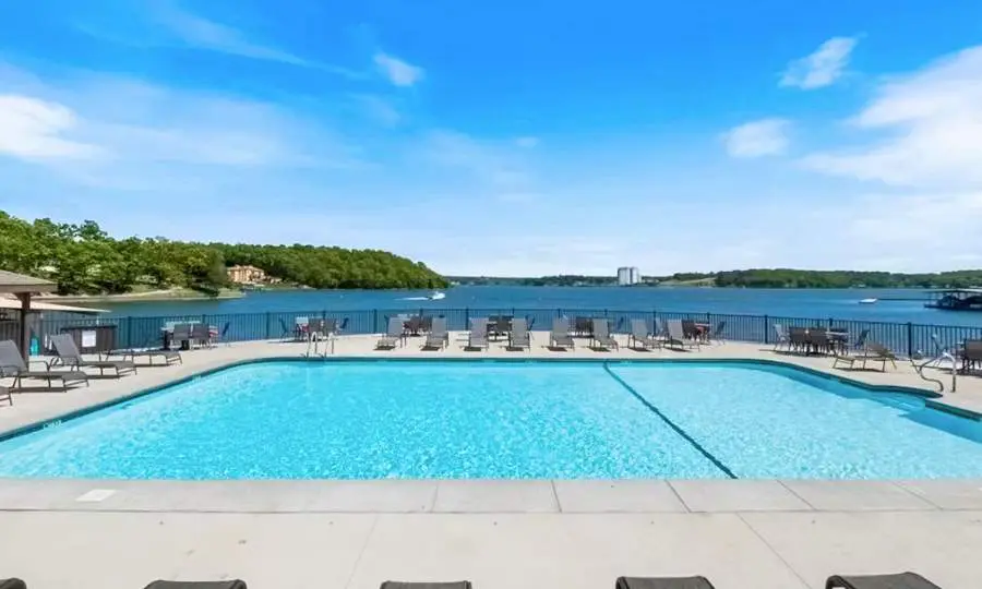 LAKE VIEW - 2BR Condo - Modern Luxury, Lake Ozark