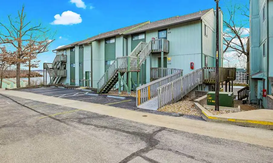 LAKE VIEW - 2BR Condo - Modern Luxury, Lake Ozark
