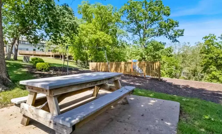 LAKE VIEW - 2BR Condo - Modern Luxury, Lake Ozark