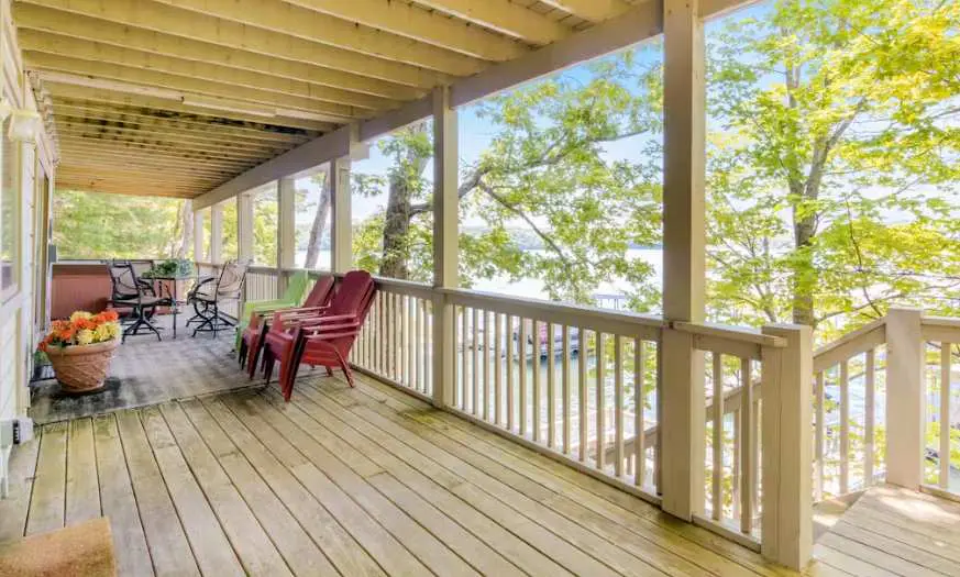 Rustic 5BR Lakefront - Dock & POOL - Osage Beach