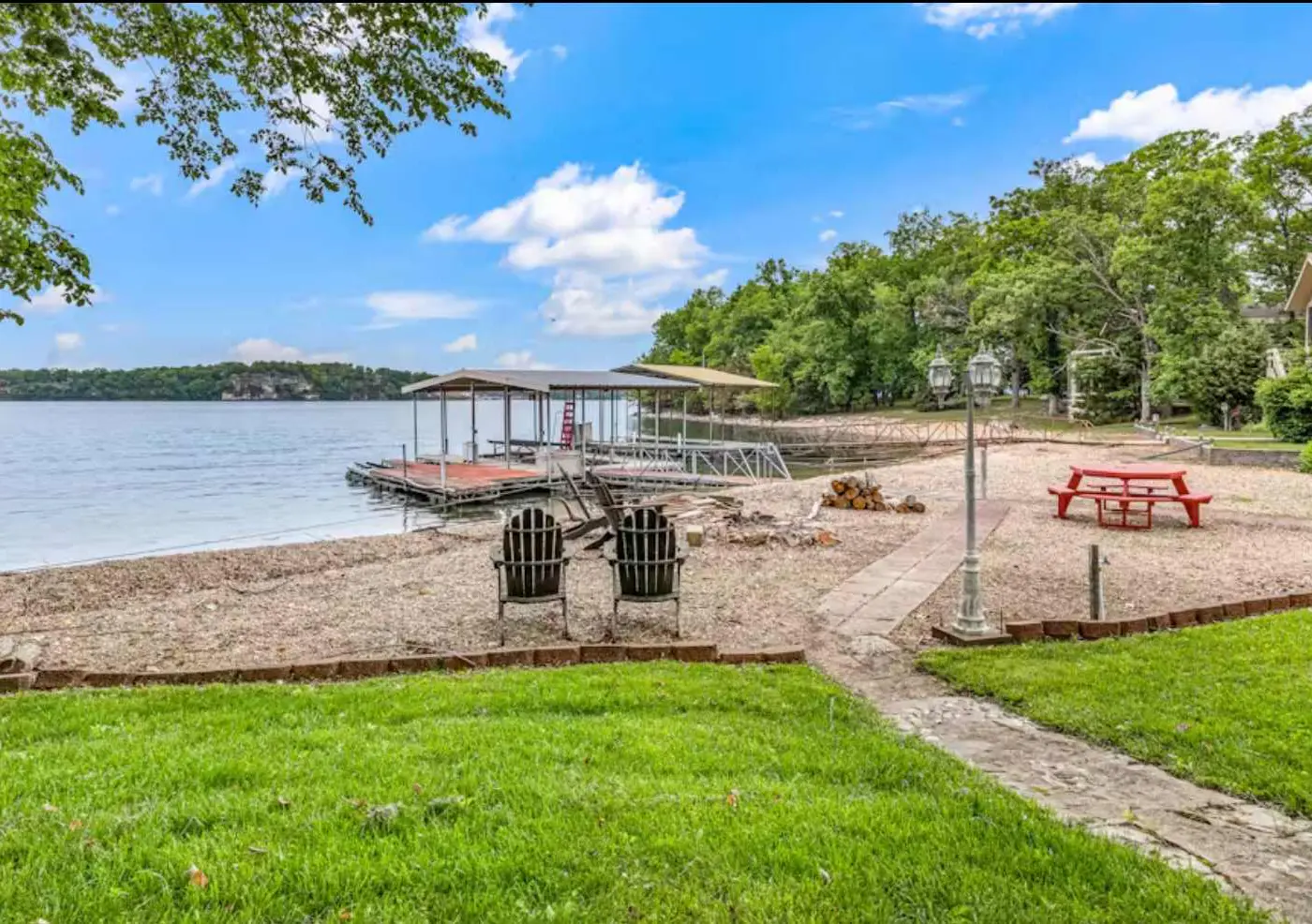 Rustic 3BR Lake House - LAKE VIEW - Lake Ozark
