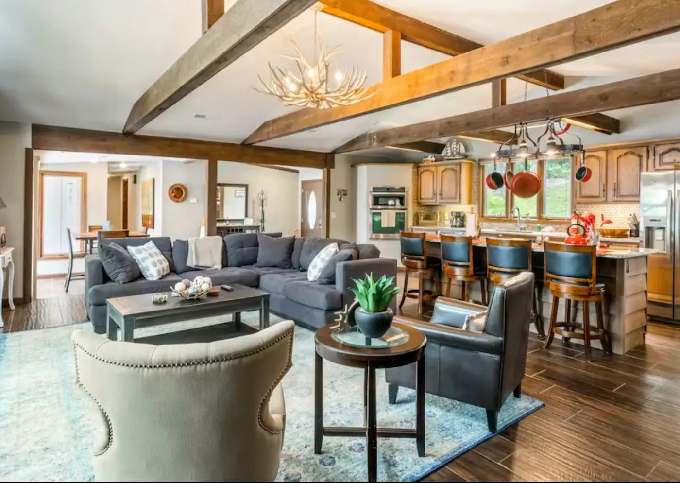 Rustic 3BR Lake House - LAKE VIEW - Lake Ozark