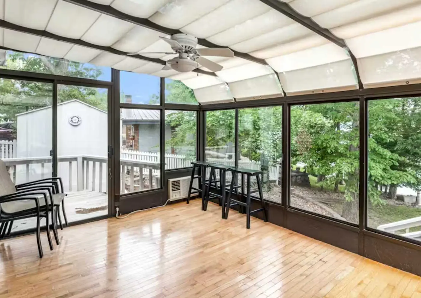 Rustic 3BR Lake House - LAKE VIEW - Lake Ozark