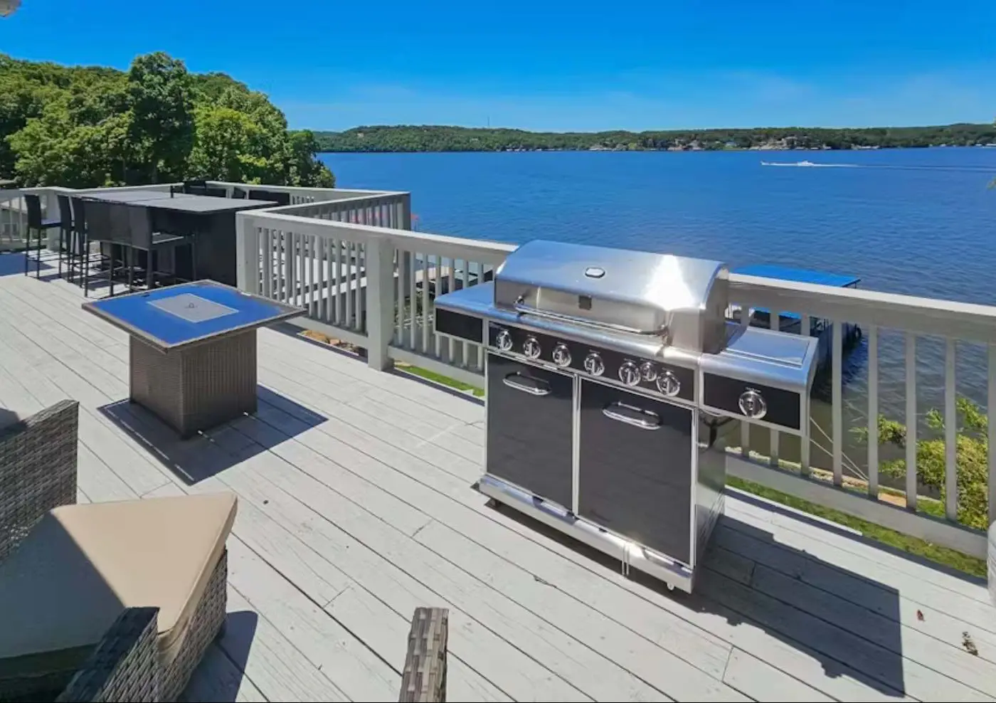 Serene 5BR Lake Home - LAKE VIEW - Sunrise Beach