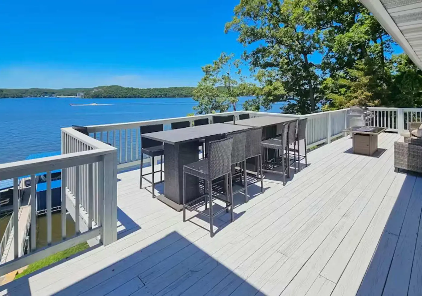 Serene 5BR Lake Home - LAKE VIEW - Sunrise Beach