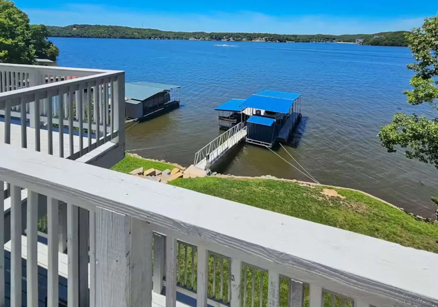 Serene 5BR Lake Home - LAKE VIEW - Sunrise Beach
