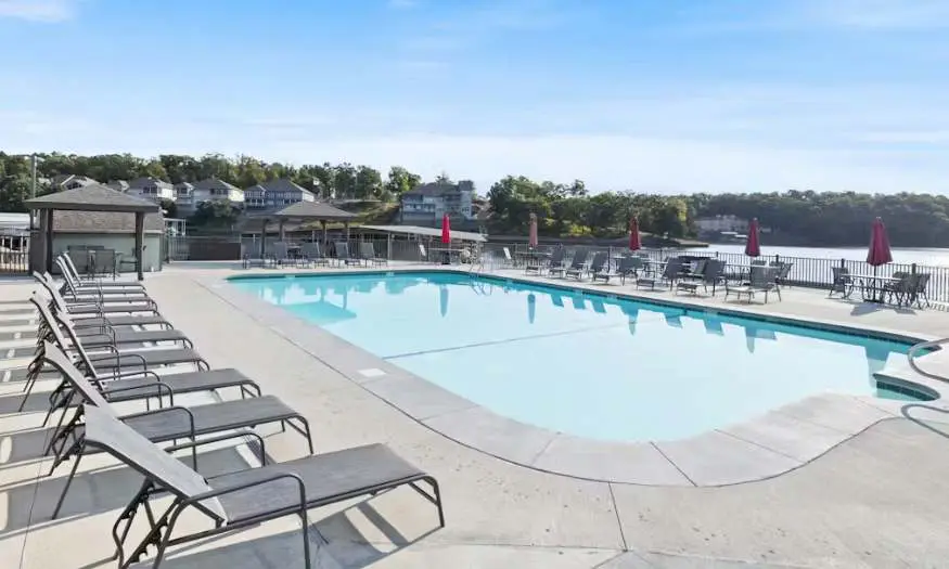 Charming 1BR Condo - LAKE VIEW - Lake Ozark