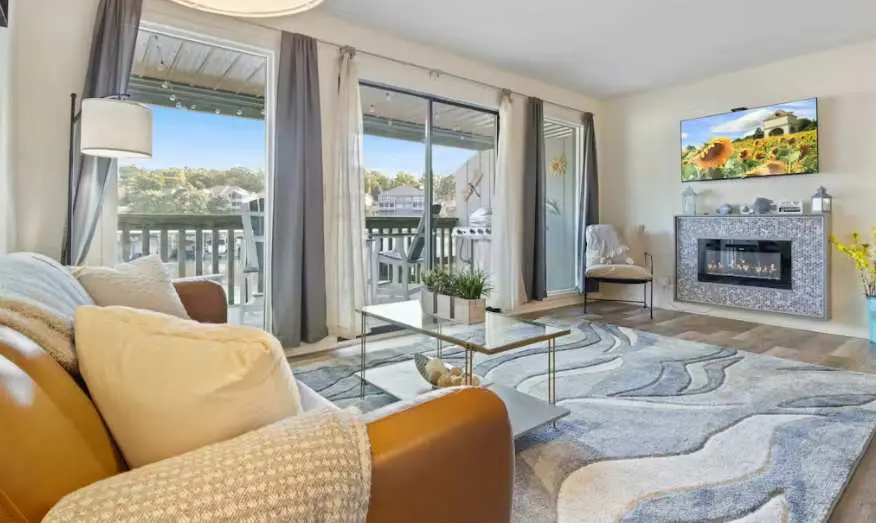 Charming 1BR Condo - LAKE VIEW - Lake Ozark