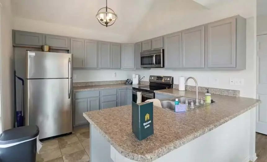 Serene 3BR House - LAKE VIEW - Osage Beach