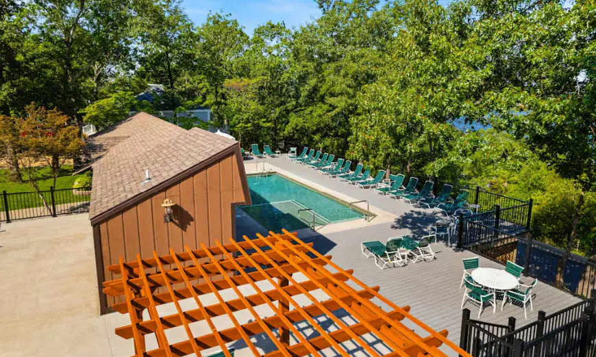Serene 3BR House - LAKE VIEW - Osage Beach