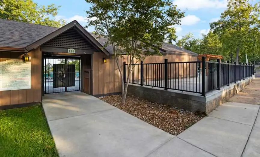 Serene 3BR House - LAKE VIEW - Osage Beach