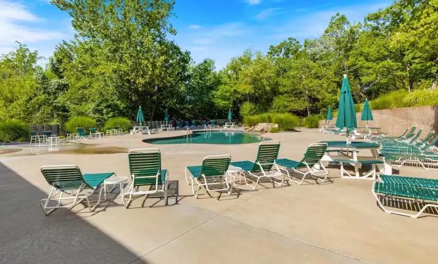 Serene 3BR House - LAKE VIEW - Osage Beach