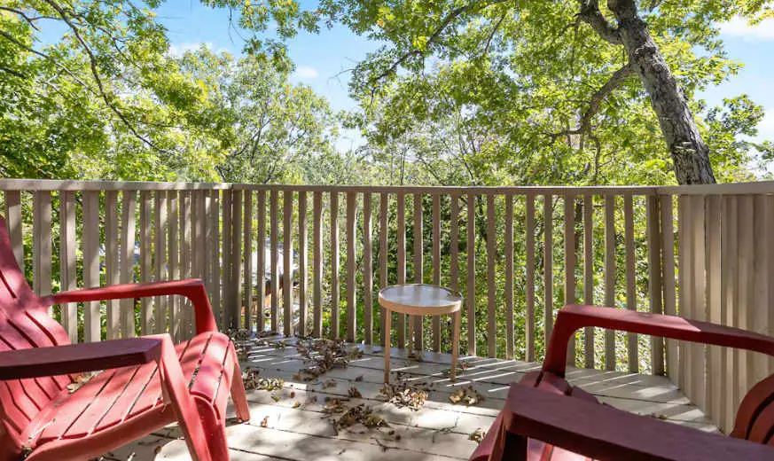 Charming 4BR House - HOT TUB - Osage Beach