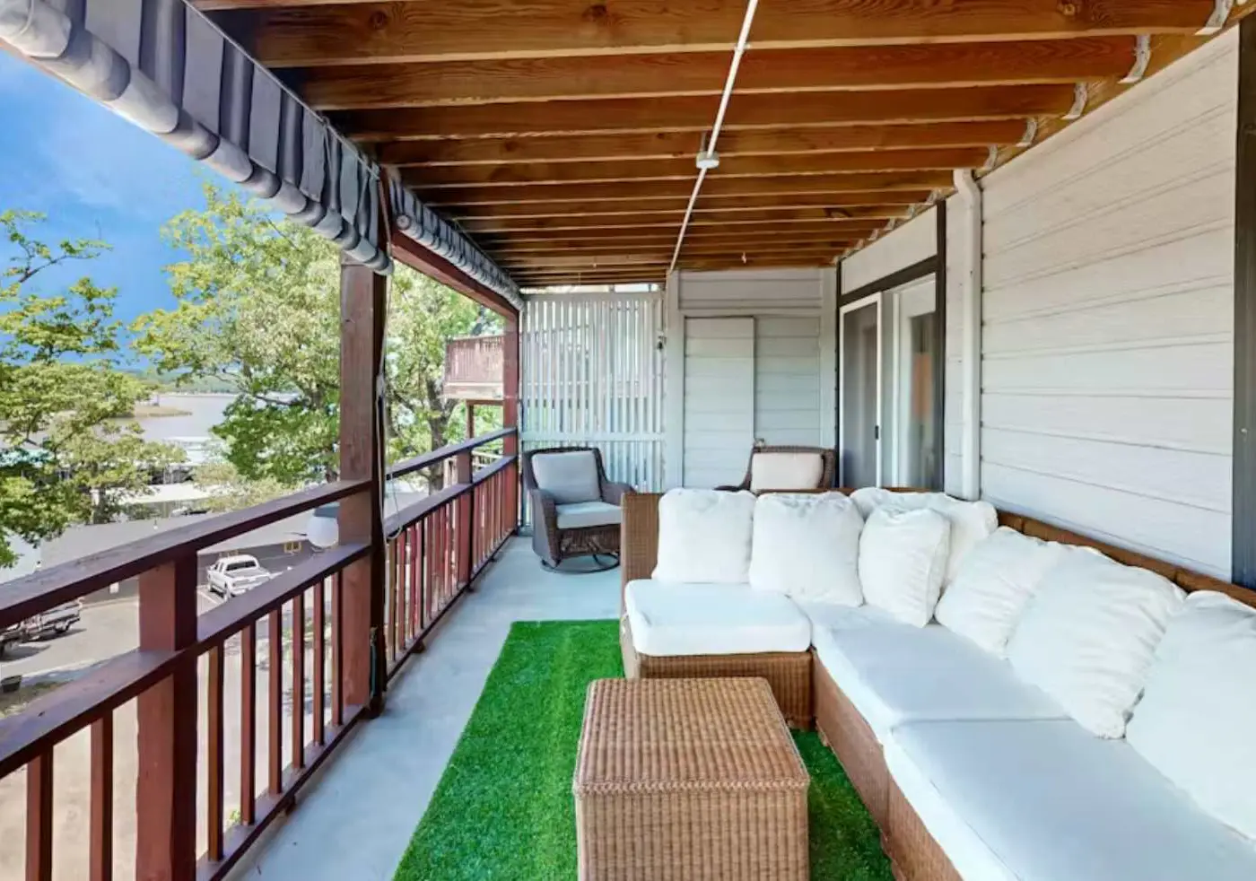 LAKE VIEW Condo - 3BR Sleeps 12 - Osage Beach