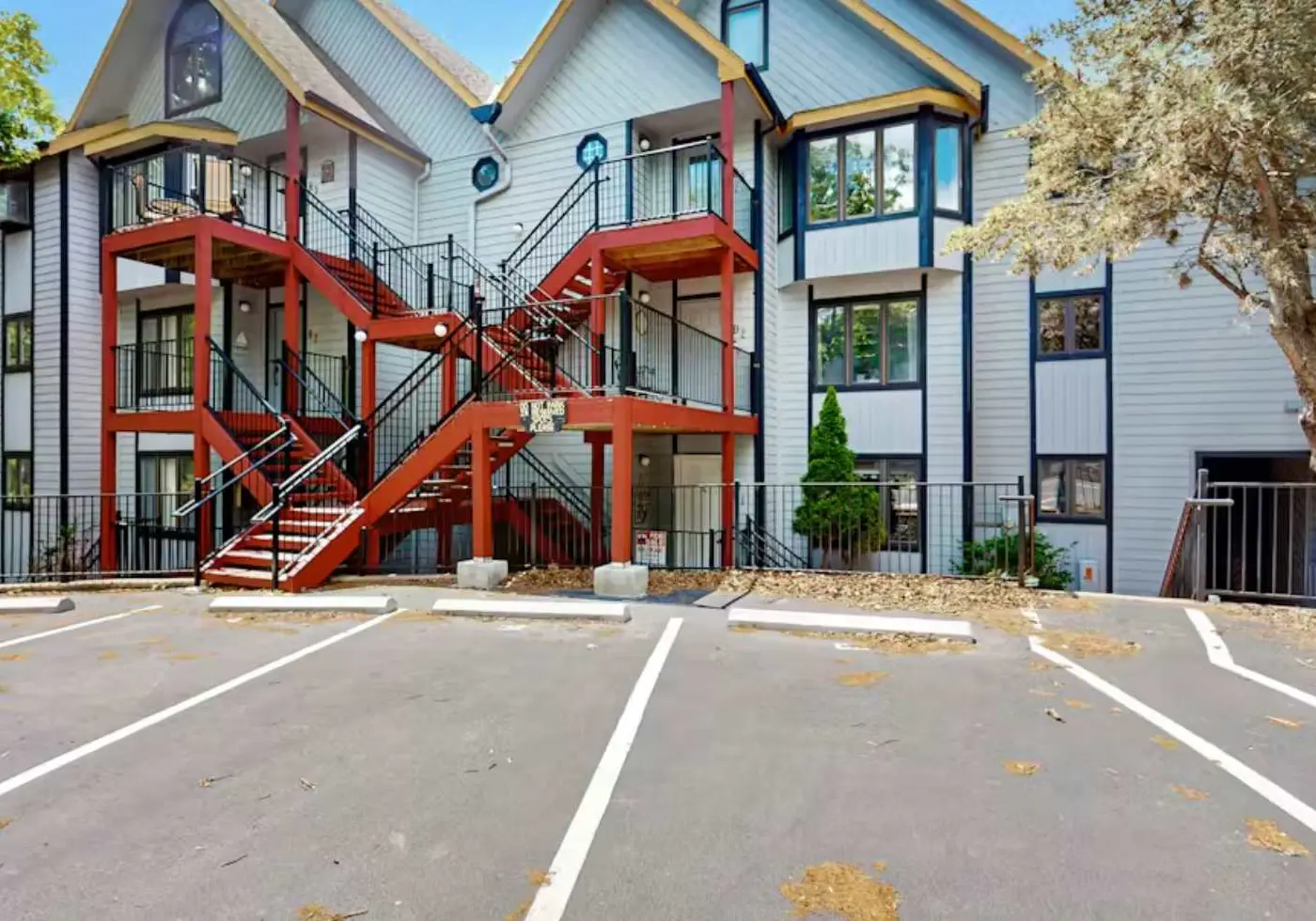 LAKE VIEW Condo - 3BR Sleeps 12 - Osage Beach