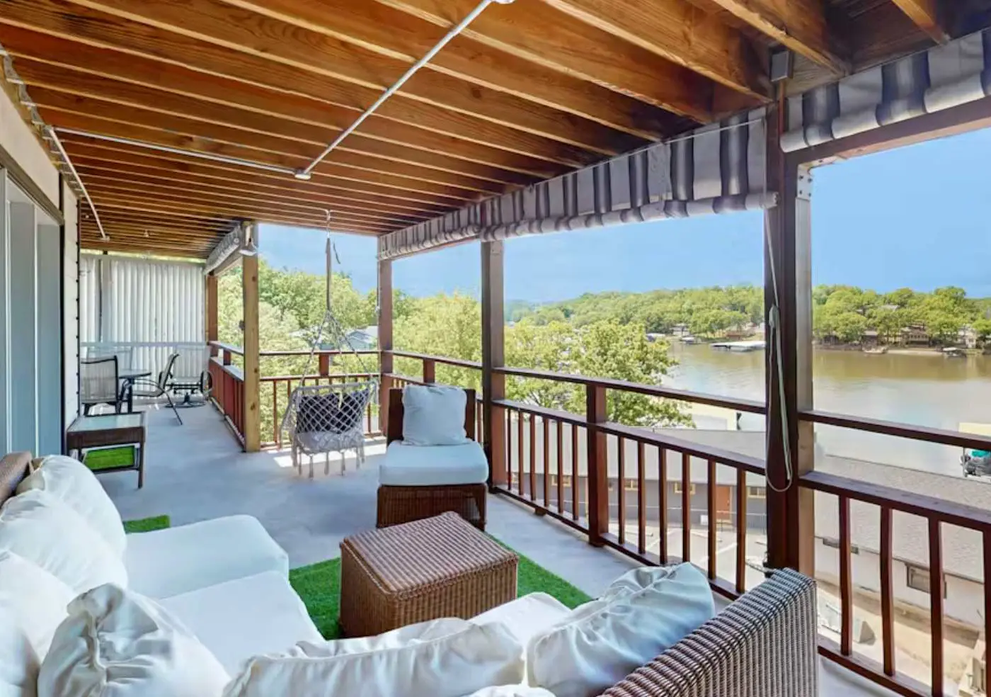 LAKE VIEW Condo - 3BR Sleeps 12 - Osage Beach