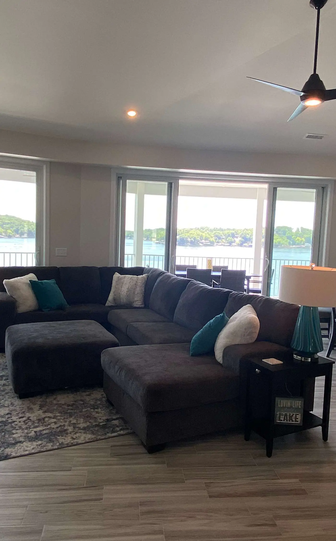 Lakeview Luxe Penthouse