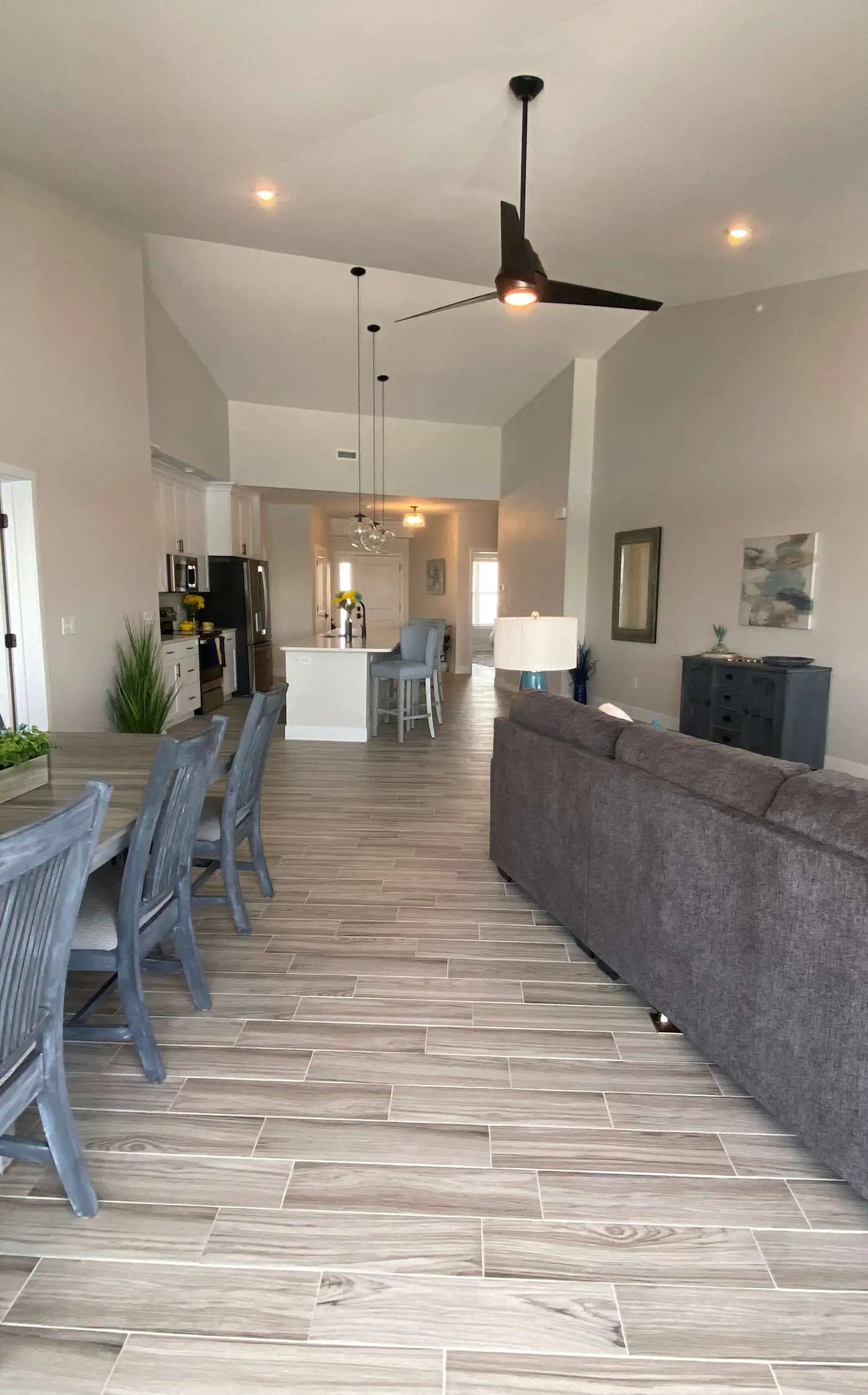 Lakeview Luxe Penthouse