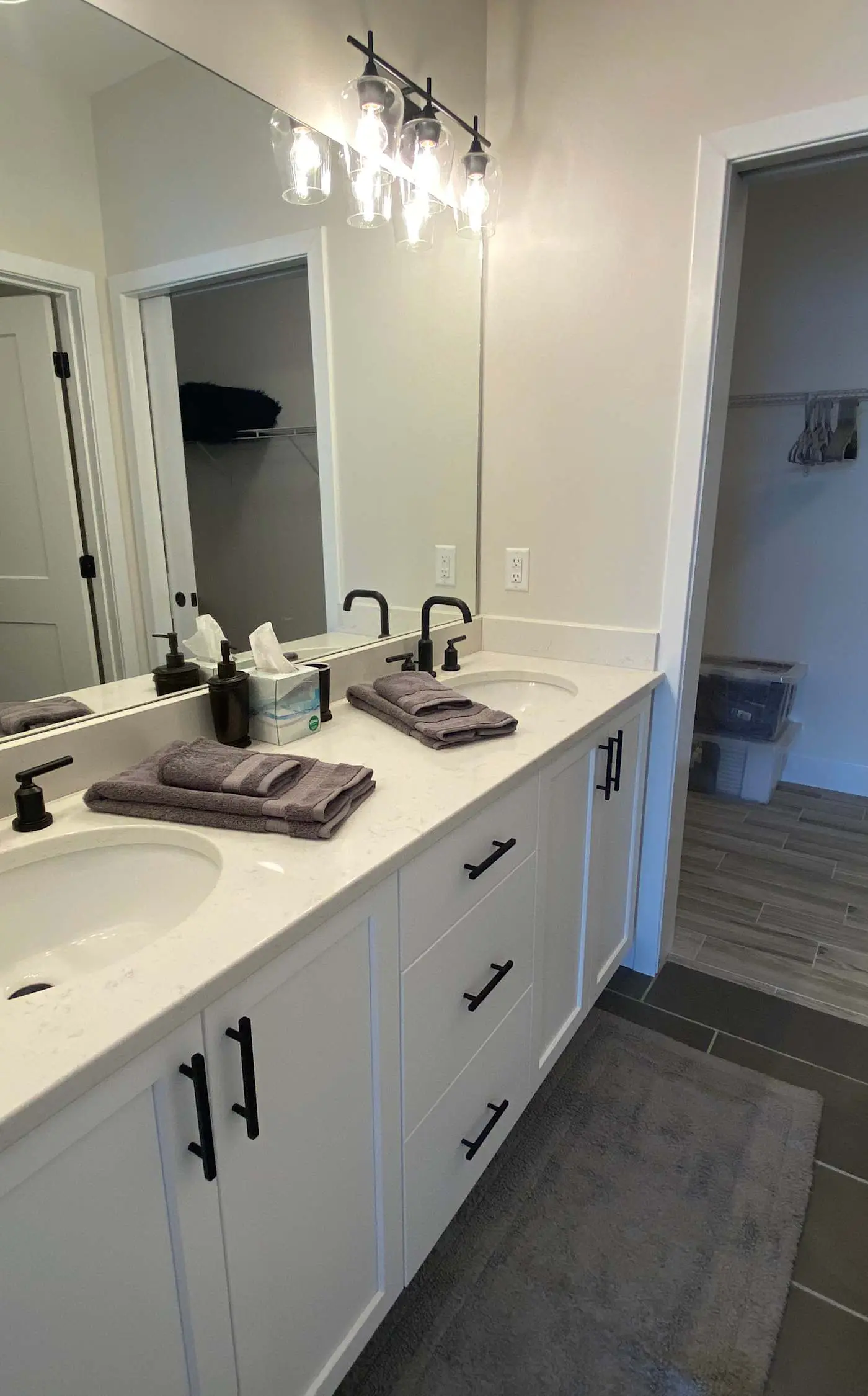Lakeview Luxe Penthouse