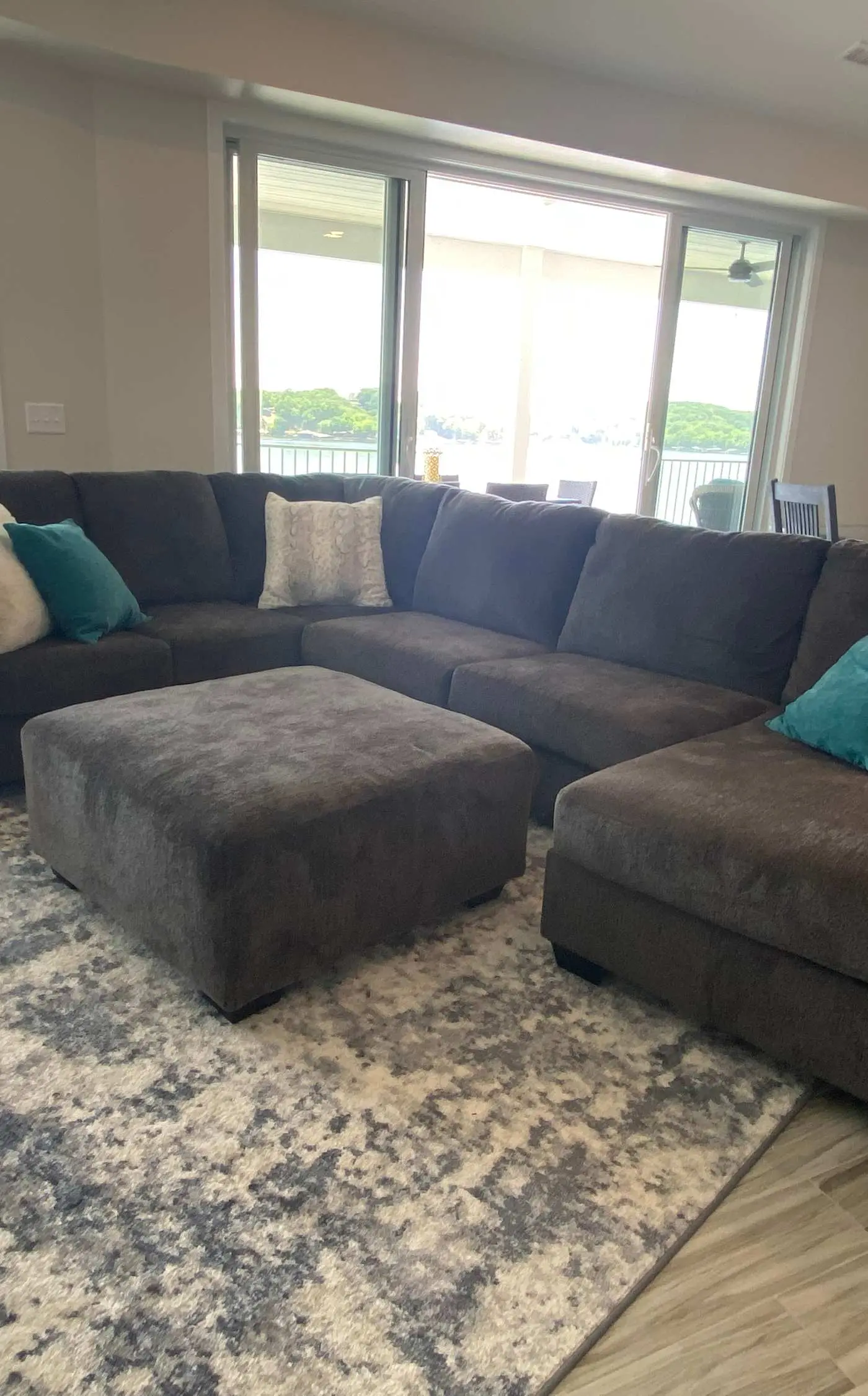 Lakeview Luxe Penthouse