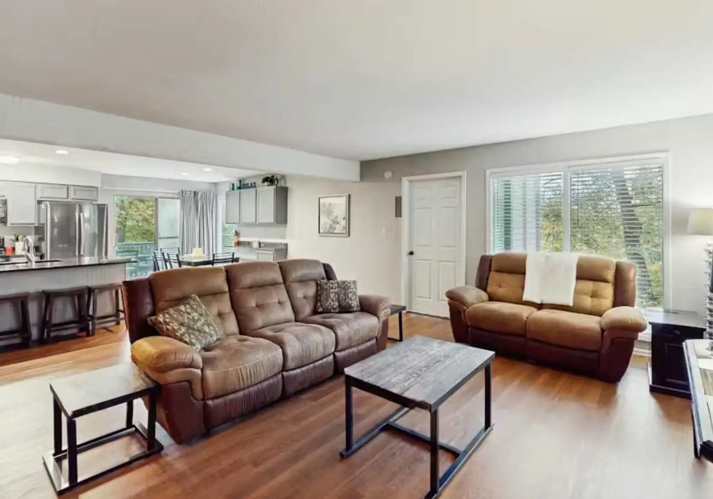Charming 3BR House - Golf & POOLS - Osage Beach