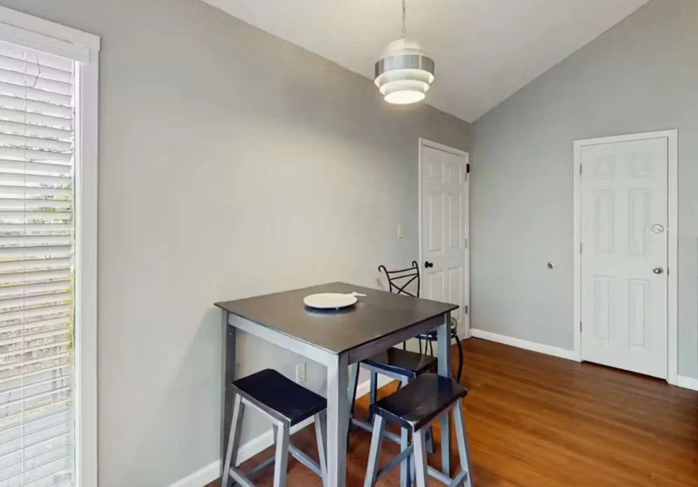 Charming 3BR House - Golf & POOLS - Osage Beach