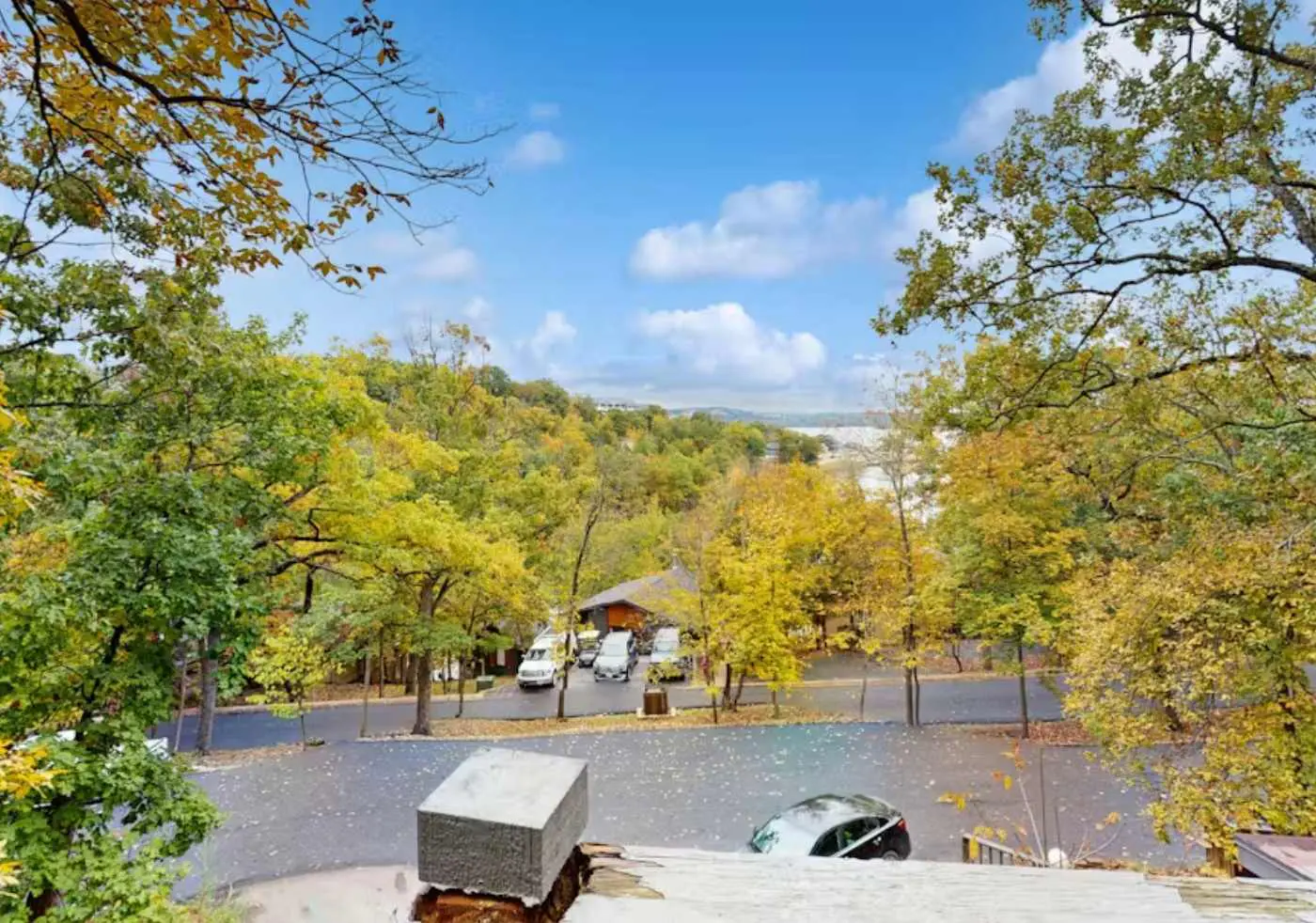 Charming 3BR House - Golf & POOLS - Osage Beach