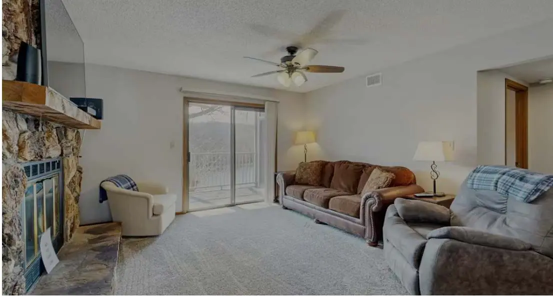Charming 2BR Condo - LAKE VIEW - Osage Beach