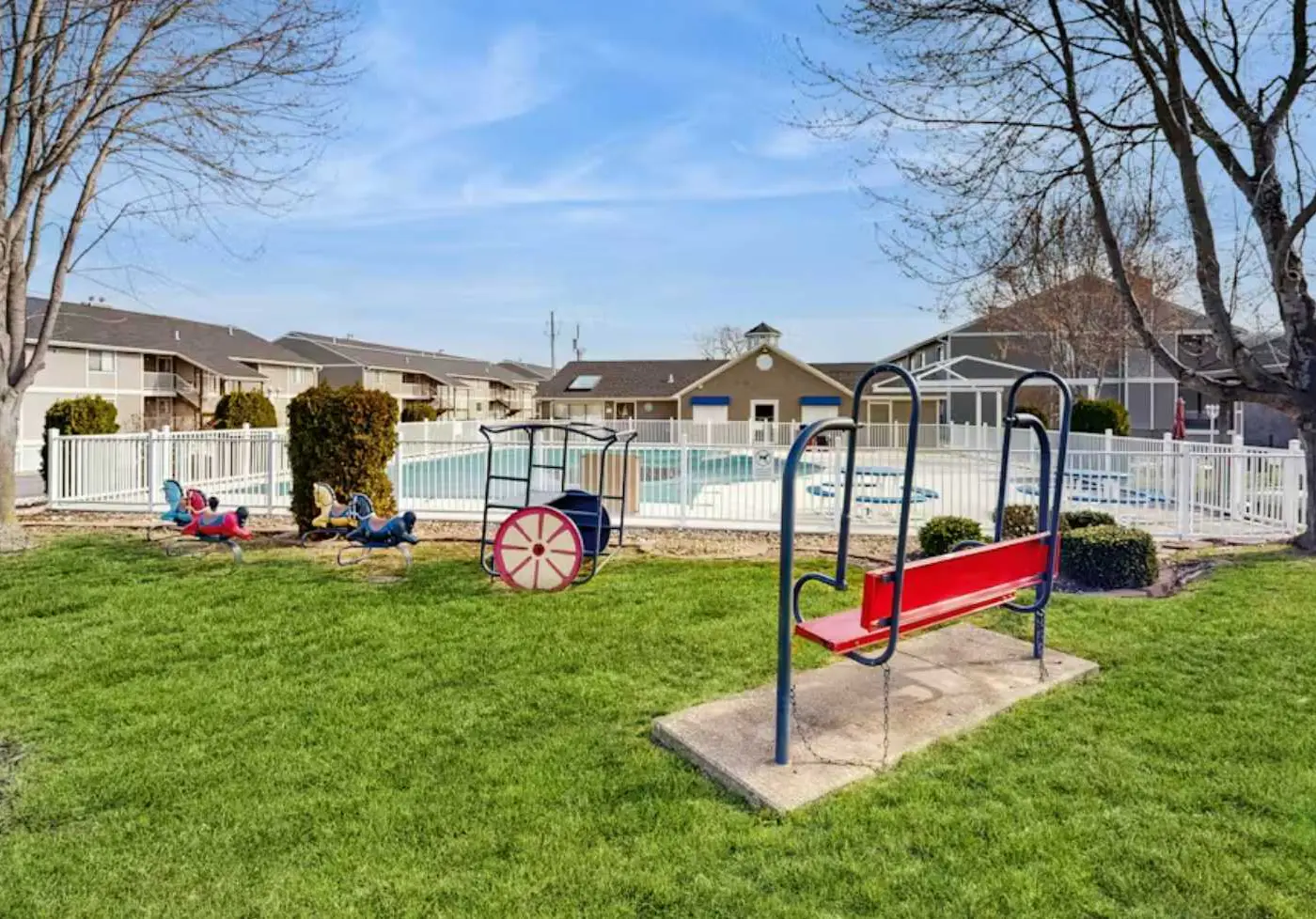 Charming 2BR Condo - LAKE VIEW - Osage Beach