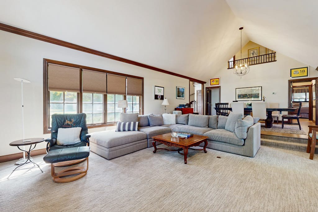 Golf Front Home with Course View, WiFi, Patio & Grill